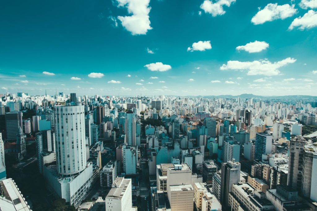 Vista aérea da cidade de São Paulo para ilustrar o tema de valor de aluguel nas grandes cidades